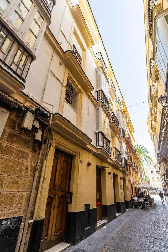 Apartamento SimplyHosted La Casa del Capitán Cádiz Exterior foto